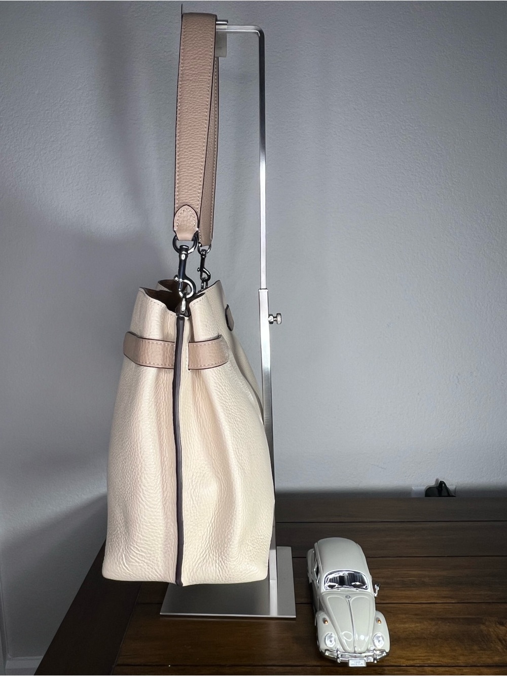 Coach Hanna Shoulder Bag - Picture 2 of 14